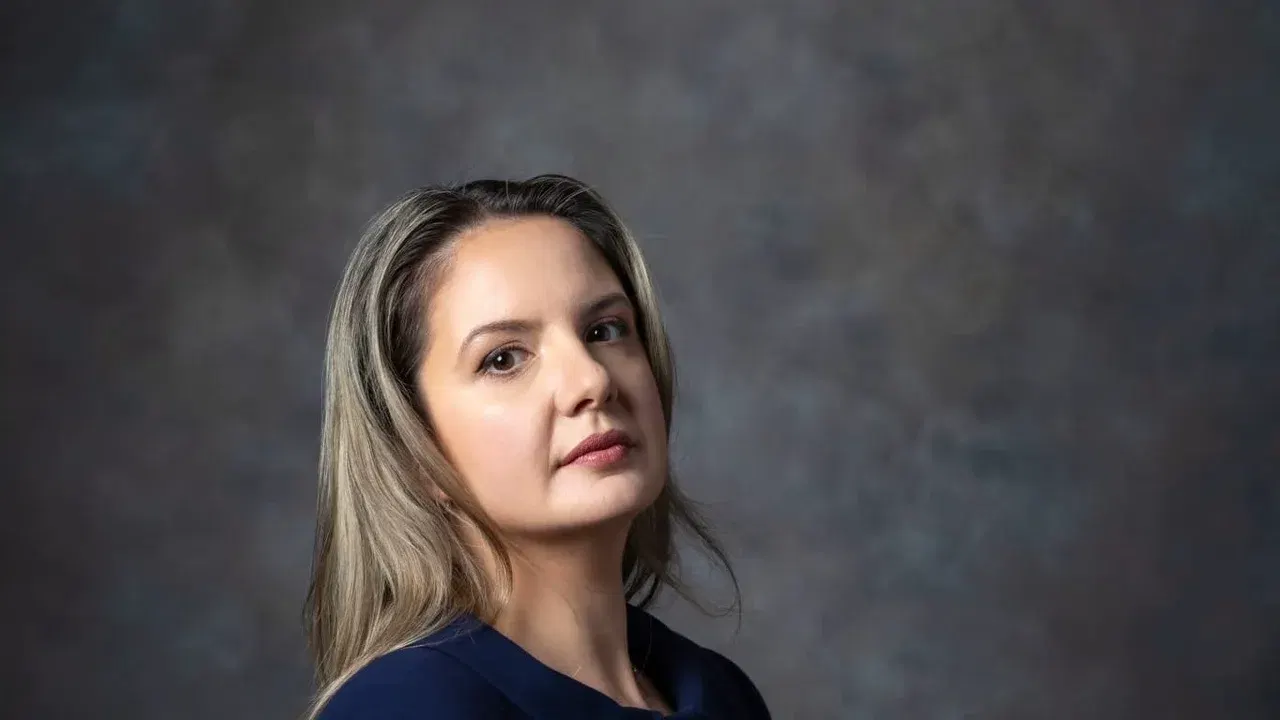 Portretul psihologului clinician specialist și psihoterapeutului Andreea Pătrașcu